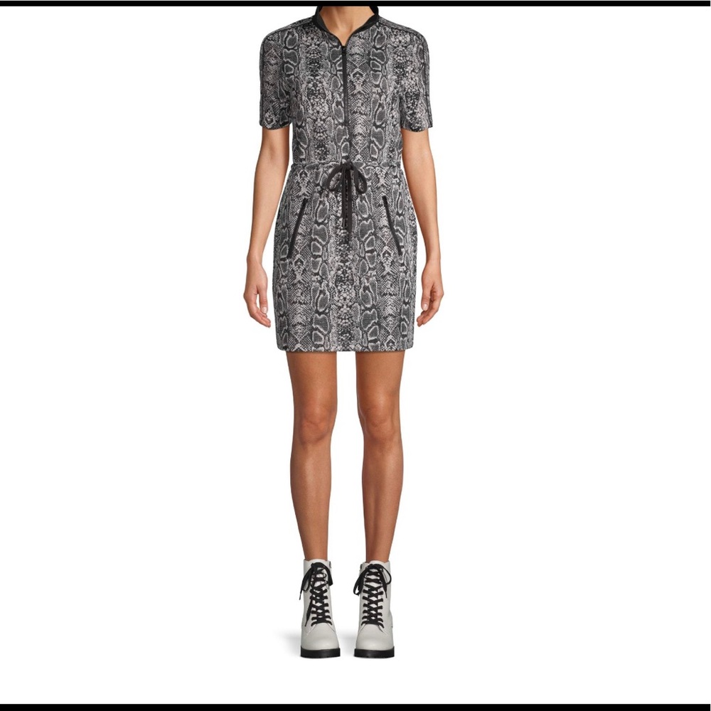 New No Boundaries Juniors' Active Dress
